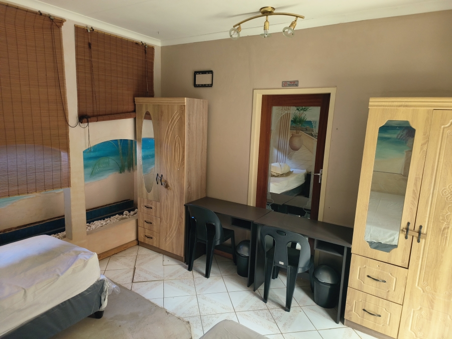23 Bedroom Property for Sale in Kannoniers Park North West